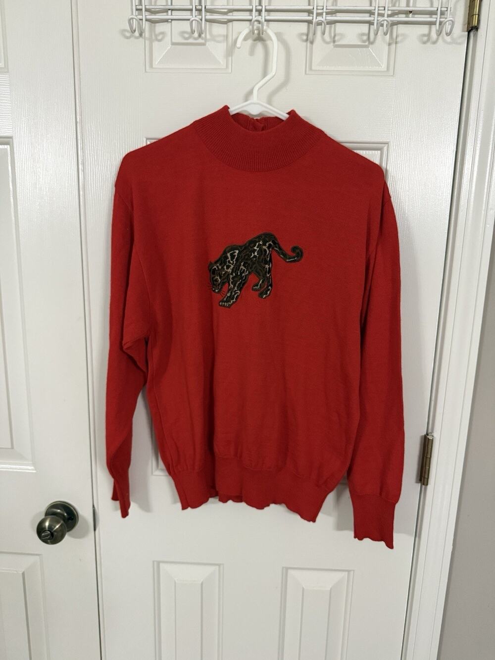 Mondi Made In West Germany Vintage Leopard Appliqué Red Sweater Size 40 US 8 M